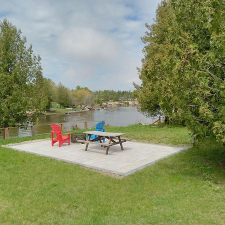 Sauble River Marina And Lodge Resort Sauble Beach Εξωτερικό φωτογραφία