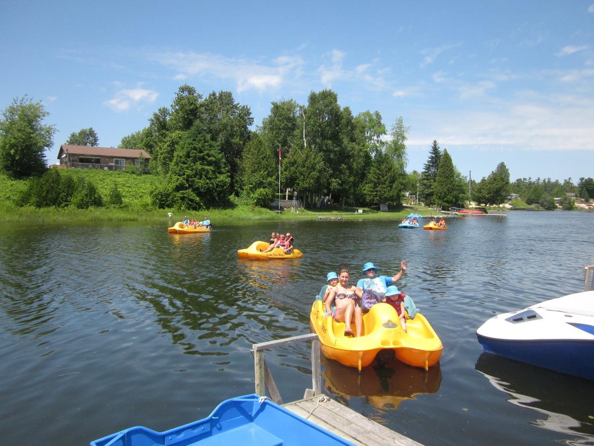 Sauble River Marina And Lodge Resort Sauble Beach Εξωτερικό φωτογραφία