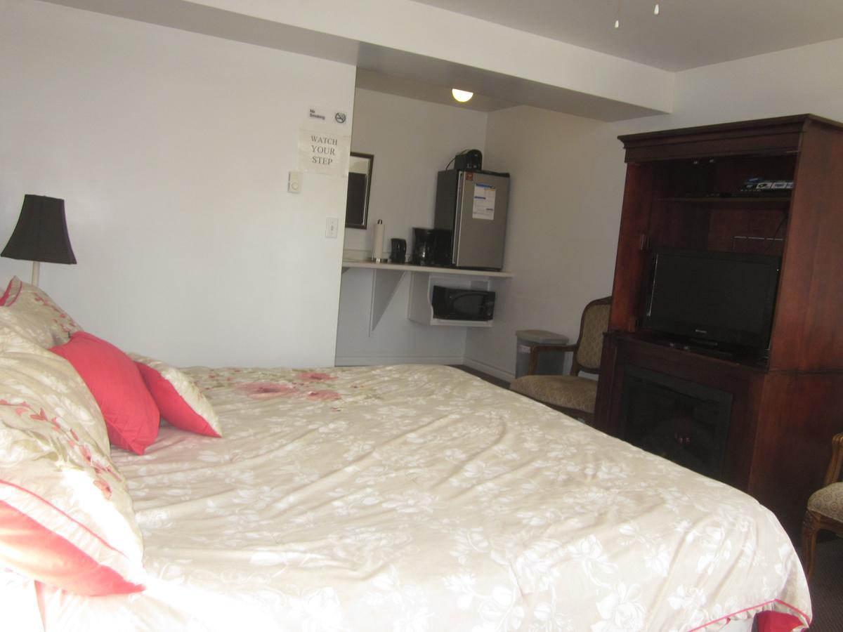 Sauble River Marina And Lodge Resort Sauble Beach Εξωτερικό φωτογραφία