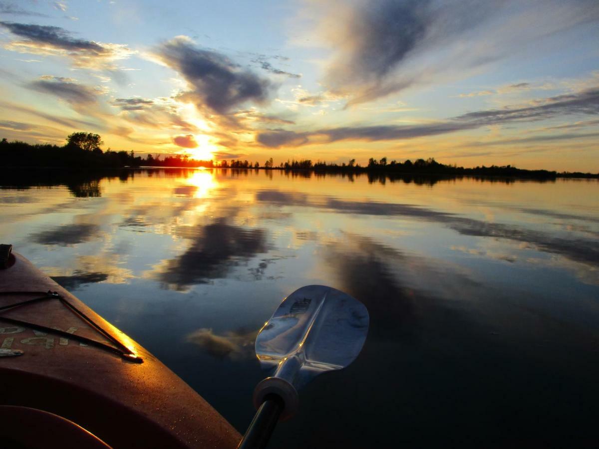 Sauble River Marina And Lodge Resort Sauble Beach Εξωτερικό φωτογραφία